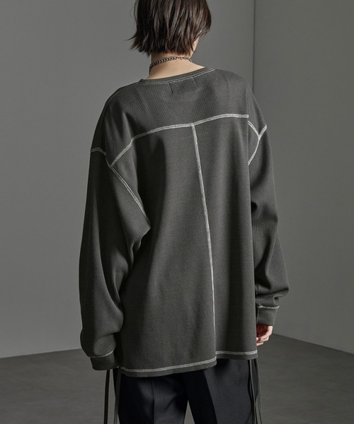 CIYOT(シヨウト)の「【CIYOT】配色ステッチ サイドコード ルーズワッフルロンT(Tシャツ/カットソー・メンズ・ダークグレー/ダークブラウン/ブラック・M/L)」の9枚目の写真
