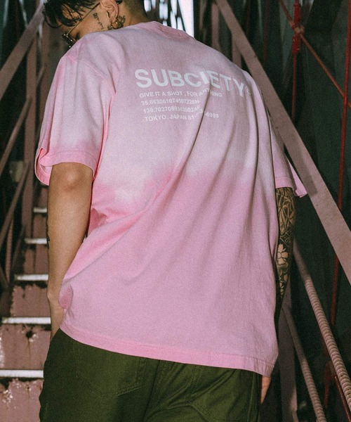 Subciety（サブサエティ）の「Faded tee（Tシャツ/カットソー・メンズ・ブラック/ネイビー/ピンク・XX-LARGE/X-LARGE/LARGE/MEDIUM/SMALL）」の3枚目の写真
