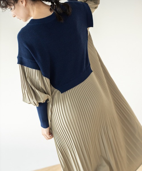 OSMOSIS（オズモーシス）の「ニット切替プリーツワンピース（ワンピース・レディース・ブラック/ライトベージュ/ネイビー・ONE SIZE）」の10枚目の写真