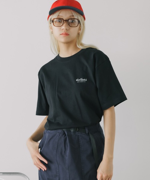 WILD THINGS（ワイルドシングス）の「WILD THINGS/ワイルドシングス BIRTH PLACE TEE ショートスリーブTシャツ（Tシャツ/カットソー・メンズ・ホワイト/ブラック・M/L/XL）」の7枚目の写真