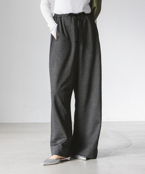 希少✨コグザビッグスモーク ALISON TROUSERS　ブラック COGTHEBIGSMOKE(コグ ザ ビッグスモーク)のALISON TROUSERS通販