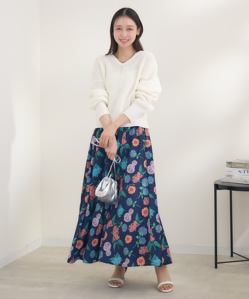 KATHARINE ROSS(キャサリンロス)の「【KATHARINE ROSS】イマジナリーフラワープリントスカート(スカート・レディース・アイボリー/ネイビー・MEDIUM)」の12枚目の写真