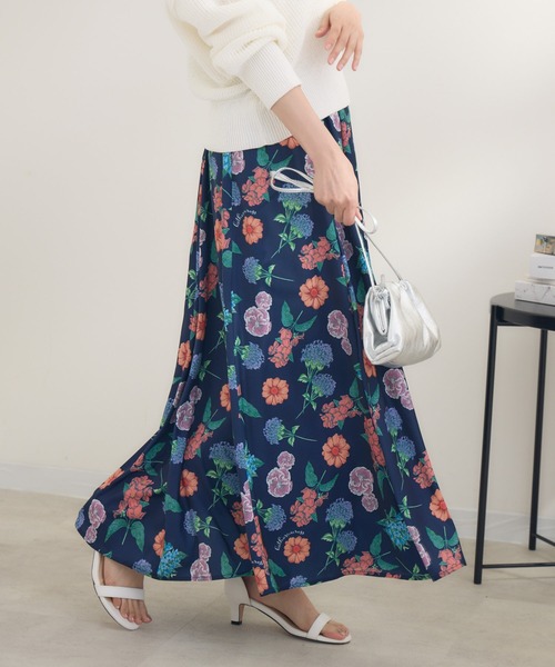 KATHARINE ROSS(キャサリンロス)の「【KATHARINE ROSS】イマジナリーフラワープリントスカート(スカート・レディース・アイボリー/ネイビー・MEDIUM)」の8枚目の写真