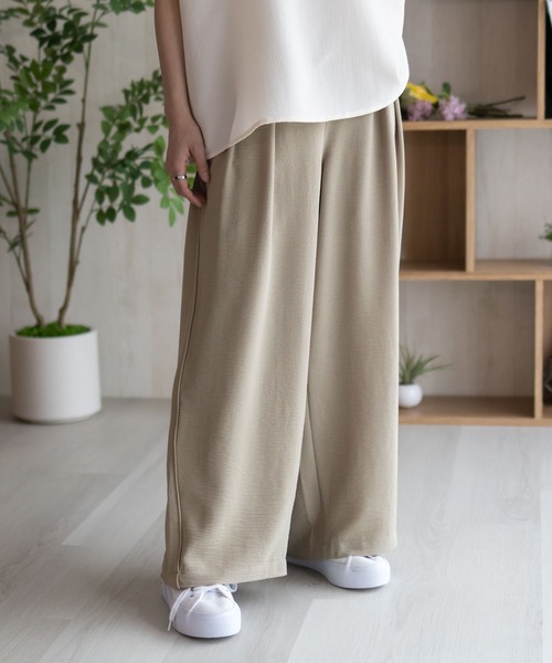 NAVY(ネイビー)の「nAvy SARARI ウェーブワイドパンツ(その他パンツ・レディース・チャコールグレー/ブラック/オレンジ/ベージュ/ブラウン・M/L)」の4枚目の写真