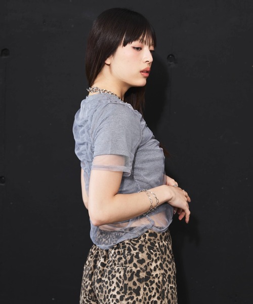 DIP IN CHOCOLATE(ディップインチョコレート)の「シアーシャーリングドッキングクロップドTシャツ【DIP IN CHOCOLATE】(Tシャツ/カットソー・レディース・ホワイト×ブラック/ブラック/オフホワイト/グレー・F)」の20枚目の写真
