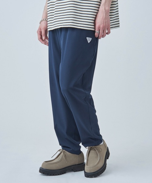 OUTDOOR PRODUCTS(アウトドアプロダクツ)の「【OUTDOOR PRODUCTS】ポリマルチストレッチリラックスパンツ 085630(その他パンツ・メンズ・ネイビー/ブラック/カーキ/グレー/ベージュ・LL/M/L)」の1枚目の写真