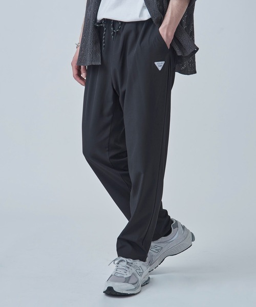 OUTDOOR PRODUCTS(アウトドアプロダクツ)の「【OUTDOOR PRODUCTS】ポリマルチストレッチリラックスパンツ 085630(その他パンツ・メンズ・ネイビー/ブラック/カーキ/グレー/ベージュ・LL/M/L)」の2枚目の写真