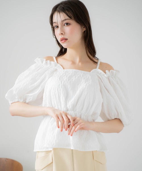 NOELA(ノエラ)の「オフショル2WAYブラウス(シャツ/ブラウス・レディース・オフホワイト/ピンク/イエロー・フリー)」の2枚目の写真