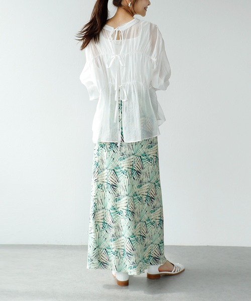 Jines(ジネス)の「前後2WAYリボンブラウス(シャツ/ブラウス・レディース・ブラック/ホワイト・38)」の6枚目の写真