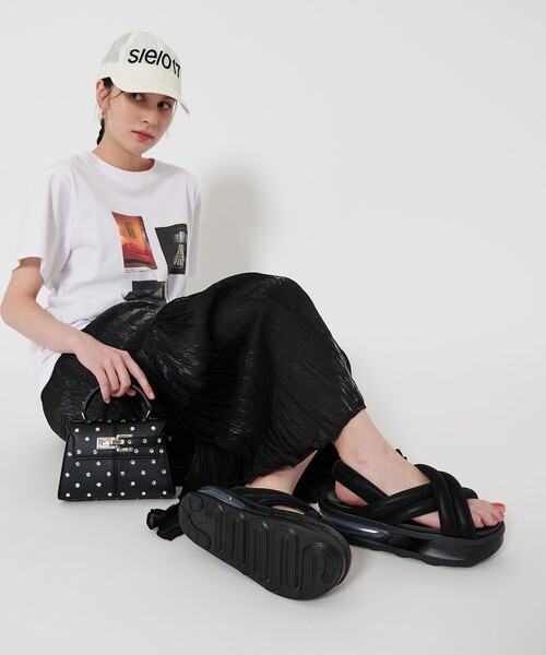 NIKE＞ウィメンズ エアマックス ISLA サンダル（サンダル