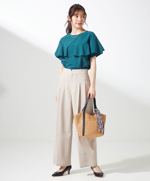 ANY SIS(エニィスィス)の「【前後着用・UVケア・洗える】2WAYジョーゼットジャージーフリル カットソー(Tシャツ/カットソー・レディース・アイボリー系/黄土色系/ネイビー系/ダークグリーン系・4)」の9枚目の写真