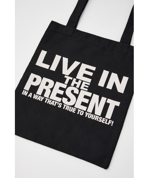 RODEO CROWNS WIDE BOWL（ロデオクラウンズワイドボウル）の「メッセージトートバッグ（トートバッグ・レディース・ライトブルー/ブラック/ブラウン/オレンジ/イエロー/オフホワイト/レッド/ブルー・FREE）」の11枚目の写真