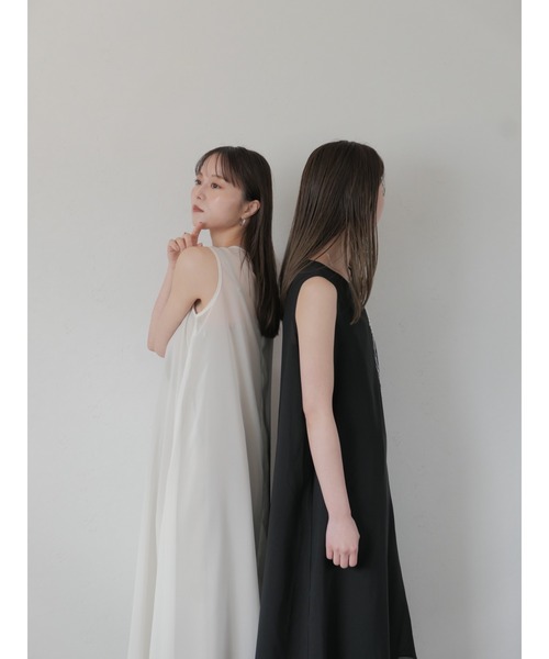 Reurie'（レウリィ）の「オリジナルシフォンワンピース / ノースリーブ レイヤード 重ね着 きれいめ オケージョン モード 大人カジュアル シアー素材 シースルー（ワンピース・レディース・ブラック/ベージュ・FREE）」の11枚目の写真