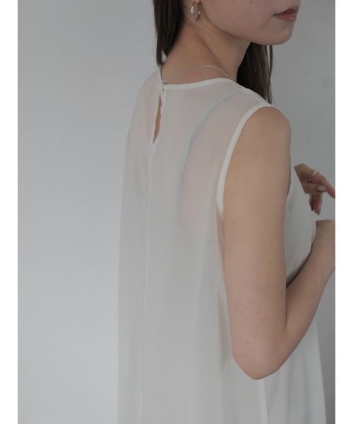 Reurie'（レウリィ）の「オリジナルシフォンワンピース / ノースリーブ レイヤード 重ね着 きれいめ オケージョン モード 大人カジュアル シアー素材 シースルー（ワンピース・レディース・ブラック/ベージュ・FREE）」の15枚目の写真