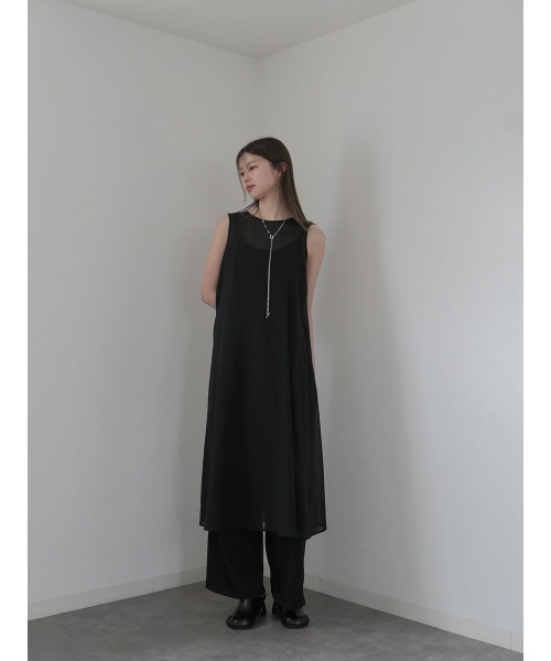 Reurie'（レウリィ）の「オリジナルシフォンワンピース / ノースリーブ レイヤード 重ね着 きれいめ オケージョン モード 大人カジュアル シアー素材 シースルー（ワンピース・レディース・ブラック/ベージュ・FREE）」の10枚目の写真