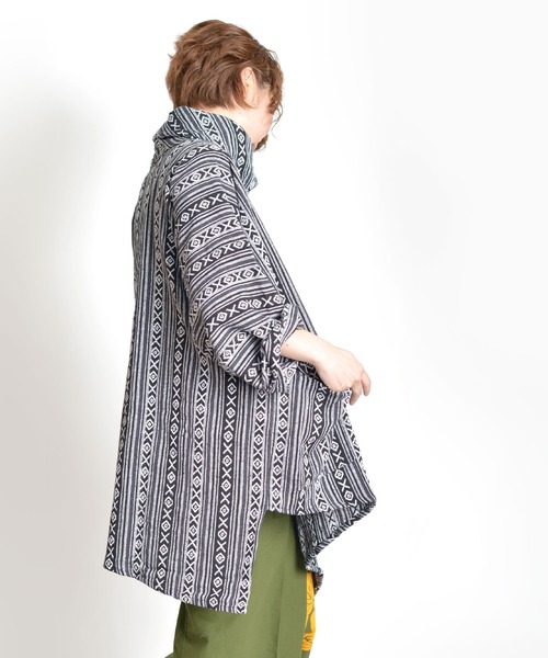 MARAI（マーライ）の「エスニック ゲリコットン刺繍 ハイネックチュニック プルオーバー（チュニック・レディース・マルチ/ブラック×ホワイト/ブルー/レッド/ブラウン/ホワイト/ブラック・FREE）」の8枚目の写真