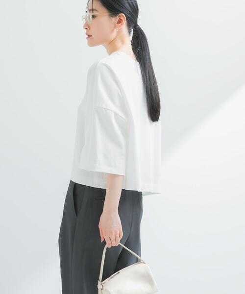 URBAN RESEARCH(アーバンリサーチ)の「ショート丈ハーフスリーブカットソー(Tシャツ/カットソー・レディース・ブラック/オフホワイト/グレー系その他・FREE)」の13枚目の写真