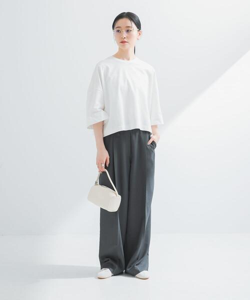 URBAN RESEARCH(アーバンリサーチ)の「ショート丈ハーフスリーブカットソー(Tシャツ/カットソー・レディース・ブラック/オフホワイト/グレー系その他・FREE)」の17枚目の写真