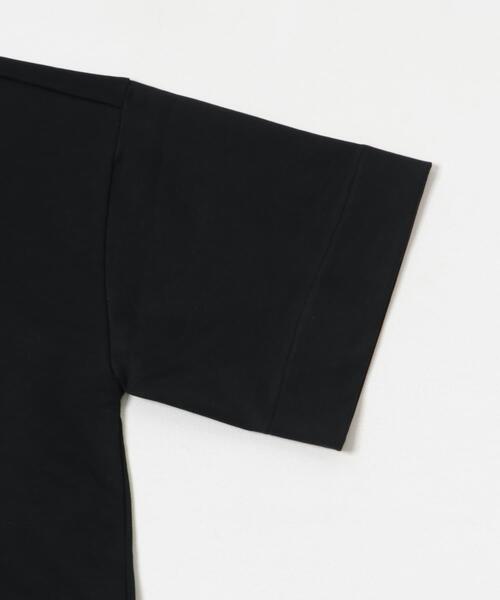 URBAN RESEARCH(アーバンリサーチ)の「ショート丈ハーフスリーブカットソー(Tシャツ/カットソー・レディース・ブラック/オフホワイト/グレー系その他・FREE)」の7枚目の写真