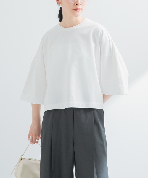 URBAN RESEARCH（アーバンリサーチ）の「ショート丈ハーフスリーブカットソー（Tシャツ/カットソー・レディース・ブラック/オフホワイト/グレー系その他・FREE）」の16枚目の写真