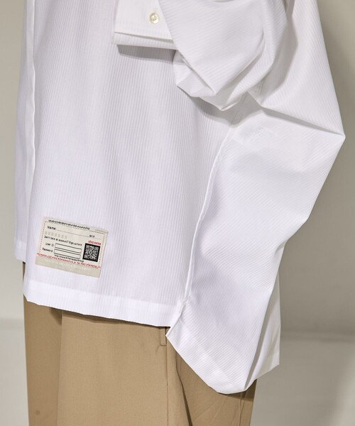 【MIHARA YASUHIRO/ミハラヤスヒロ】ロールアップスリーブシャツ Maison MIHARA YASUHIRO（メゾンミハラヤスヒロ）の「【MIHARA