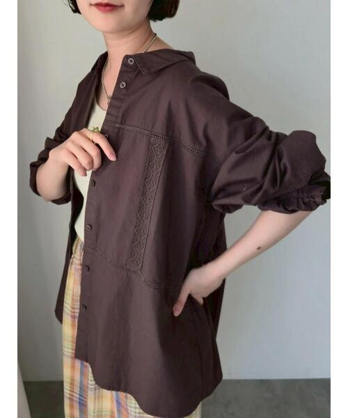 SM2（エスエムツー）の「レースブロッキングシャツ（シャツ/ブラウス・レディース・ブルー/チャコールグレー/ベージュ/ピンク/ブラウン・F）」の10枚目の写真