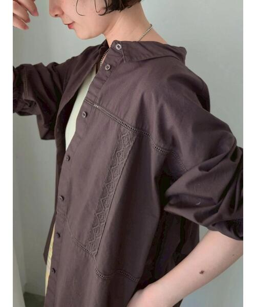 SM2（エスエムツー）の「レースブロッキングシャツ（シャツ/ブラウス・レディース・ブルー/チャコールグレー/ベージュ/ピンク/ブラウン・F）」の11枚目の写真