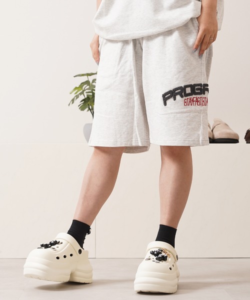 1111clothing（ワンフォークロージング）の「クラウン サガラ刺繍 スウェットショーツ / Crown Sagara Embroidery Sweatshorts（その他パンツ・メンズ・ブラック/グレイッシュベージュ/ホワイト系・M/XL/L）」の2枚目の写真