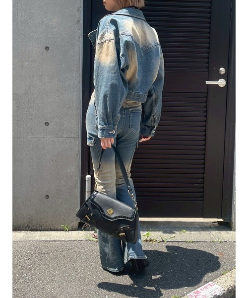 EVRIS(エヴリス)の「グラデーションデニムショートライダース【セットアップ着用可能】(デニムジャケット・レディース・ブラウン/ブルー/インディゴブルー・FREE)」の17枚目の写真