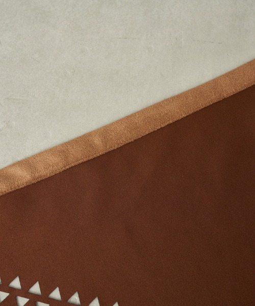 CIAOPANIC TYPY（チャオパニックティピー）の「スウェードフリンジスカーフ（ストール/ショール・レディース・ライトブラウン/チャコールグレー・ONE SIZE）」の8枚目の写真