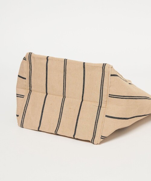 beej（ビージ）の「【別注】＜beej＞ストライプ トートバッグ -2WAY-（トートバッグ・レディース・ベージュ/ダークグレー・FREE）」の17枚目の写真