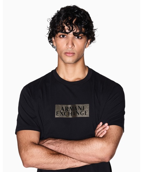 ARMANI EXCHANGE(アルマーニエクスチェンジ)の「【A|X アルマーニ エクスチェンジ】ゴールドロゴ 半袖クルーネックTシャツ/REGULAR(Tシャツ/カットソー・メンズ・ブラック/ブラック系その他・XX-LARGE/X-SMALL/X-LARGE/SMALL/MEDIUM/LARGE)」の6枚目の写真