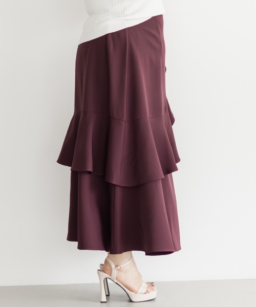 CLETTE(クレット)の「アシンメトリーラッフルスカート(スカート・レディース・ワイン/ブラック/チャコールグレー・LL/3L/4L)」の9枚目の写真