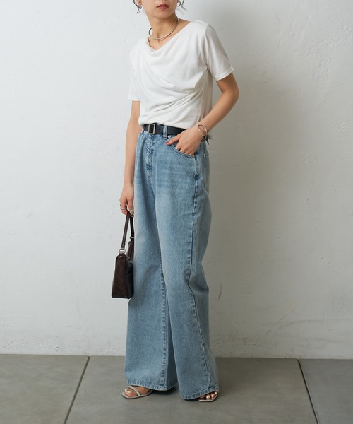 COLONY 2139(コロニートゥーワンスリーナイン)の「2wayショルダードレープTシャツ(Tシャツ/カットソー・レディース・ブラック/サックスブルー/オフホワイト/ブラウン・FREE)」の9枚目の写真