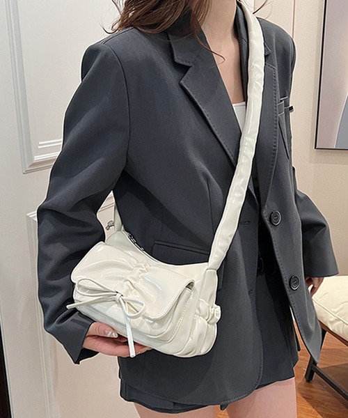Lace Ladies（レースレディース）の「ギャザー ハンドル リボン付き ラウンド ショルダーバッグ（ショルダーバッグ・レディース・シルバー/アイボリー/ブラック・FREE）」の14枚目の写真