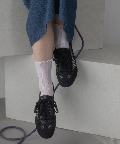 VACANCY（ヴァカンシー）の「メッシュコンビレースアップフラットスニーカー（スニーカー・レディース・アイボリー/ブラック・MEDIUM/LARGE）」の11枚目の写真