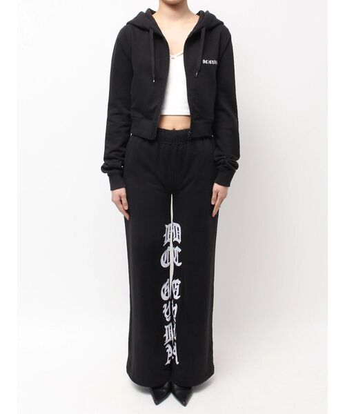 DC(ディーシー)の「GYDA×DC OE LOGOショートスウェットZIP UPパーカー(パーカー・レディース・グリーン/オフホワイト/ブラック・FREE)」の21枚目の写真