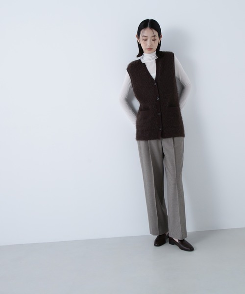 NATURAL BEAUTY BASIC（ナチュラルビューティーベーシック）の「◇フェザーヤーンボクシーベスト（ベスト・レディース・グレー/ブラウン/オフホワイト・FREE）」の8枚目の写真