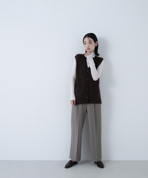 NATURAL BEAUTY BASIC（ナチュラルビューティーベーシック）の「◇フェザーヤーンボクシーベスト（ベスト・レディース・グレー/ブラウン/オフホワイト・FREE）」の11枚目の写真