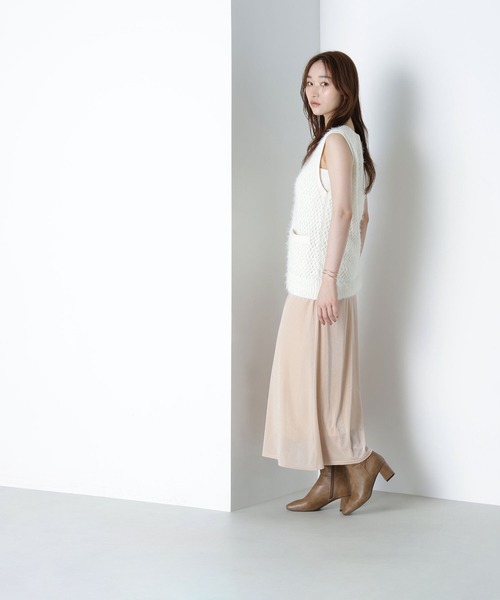 NATURAL BEAUTY BASIC（ナチュラルビューティーベーシック）の「◇フェザーヤーンボクシーベスト（ベスト・レディース・グレー/ブラウン/オフホワイト・FREE）」の20枚目の写真