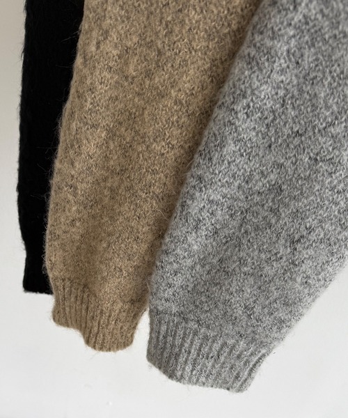 callautia（カラウティア）の「フリルドッキングシャギーニット