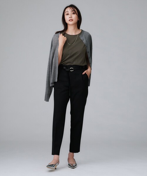 UNTITLED（アンタイトル）の「【接触冷感/コットン100/洗える/丸首】ノースリーブ天竺プルオーバー（Tシャツ/カットソー・レディース・ダークグレー/オフホワイト/キャメル・48/44/04/02/00）」の13枚目の写真