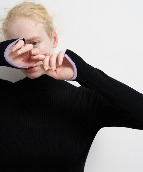 LANVIN en Bleu（ランバンオンブルー）の「カラーポイントリブタートル（ニット/セーター・レディース・オフホワイト/オレンジ/パープル/ボルドー/ブラック・38）」の12枚目の写真