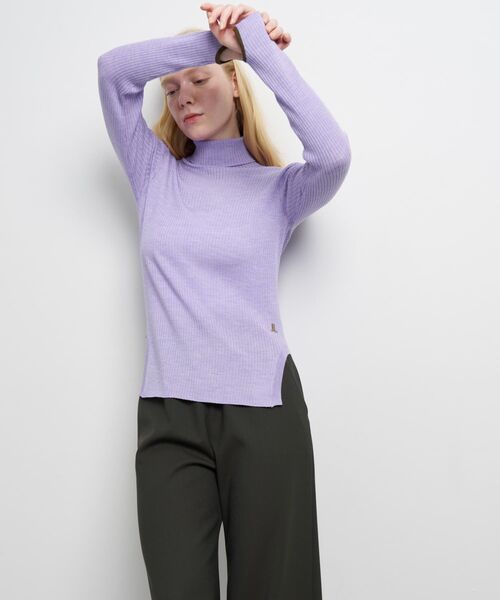 LANVIN en Bleu（ランバンオンブルー）の「カラーポイントリブタートル（ニット/セーター・レディース・オフホワイト/オレンジ/パープル/ボルドー/ブラック・38）」の17枚目の写真