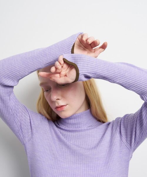 LANVIN en Bleu（ランバンオンブルー）の「カラーポイントリブタートル（ニット/セーター・レディース・オフホワイト/オレンジ/パープル/ボルドー/ブラック・38）」の22枚目の写真