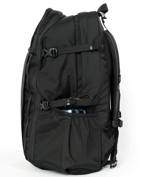 karrimor（カリマー）の「tribute 40（バックパック/リュック・メンズ・ブラック/チャコールグレー/ネイビー系・FREE）」の15枚目の写真