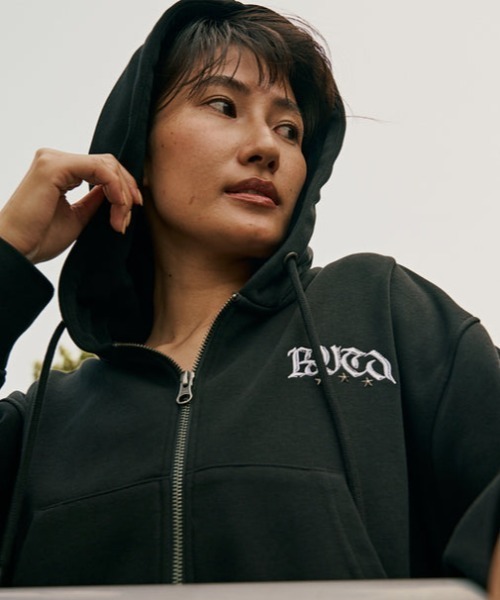 RVCA(ルーカ)の「RVCA/ルーカ ジップアップフーディー パーカー BF044-014(パーカー・レディース・ブラウン/ブラック/ライトカーキ・S/M)」の21枚目の写真