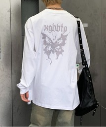 lilful（リルフル）の「【25年秋冬新作】バッグバタフライプリントフロントビッグロゴロンT（Tシャツ/カットソー）」