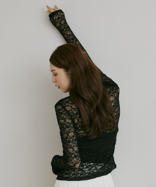 Olu.（オルドット）の「ストレッチレースシャツ（シャツ/ブラウス・レディース・アイボリー/ブラック/ブラウン・FREE）」の16枚目の写真
