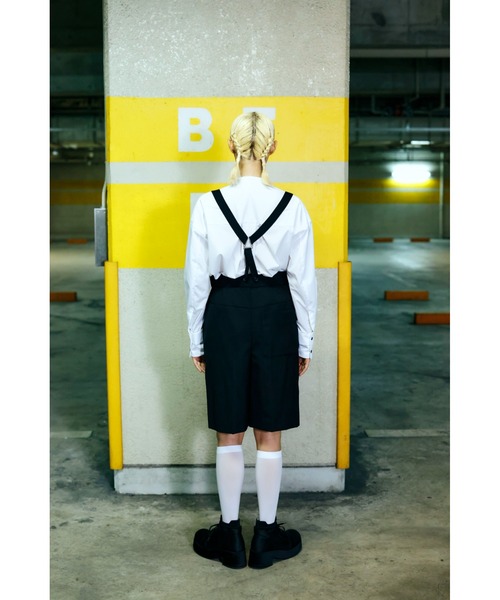 ENFOLD（エンフォルド）の「High Twist Weaveキュロットサロペット（サロペット/オーバーオール・レディース・ブラック/グレー・38/36）」の12枚目の写真